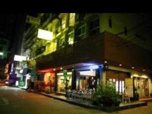 Cozy At Ten 3* Bangkok